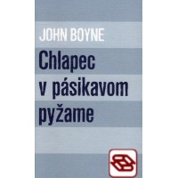 Chlapec v pásikavom pyžame